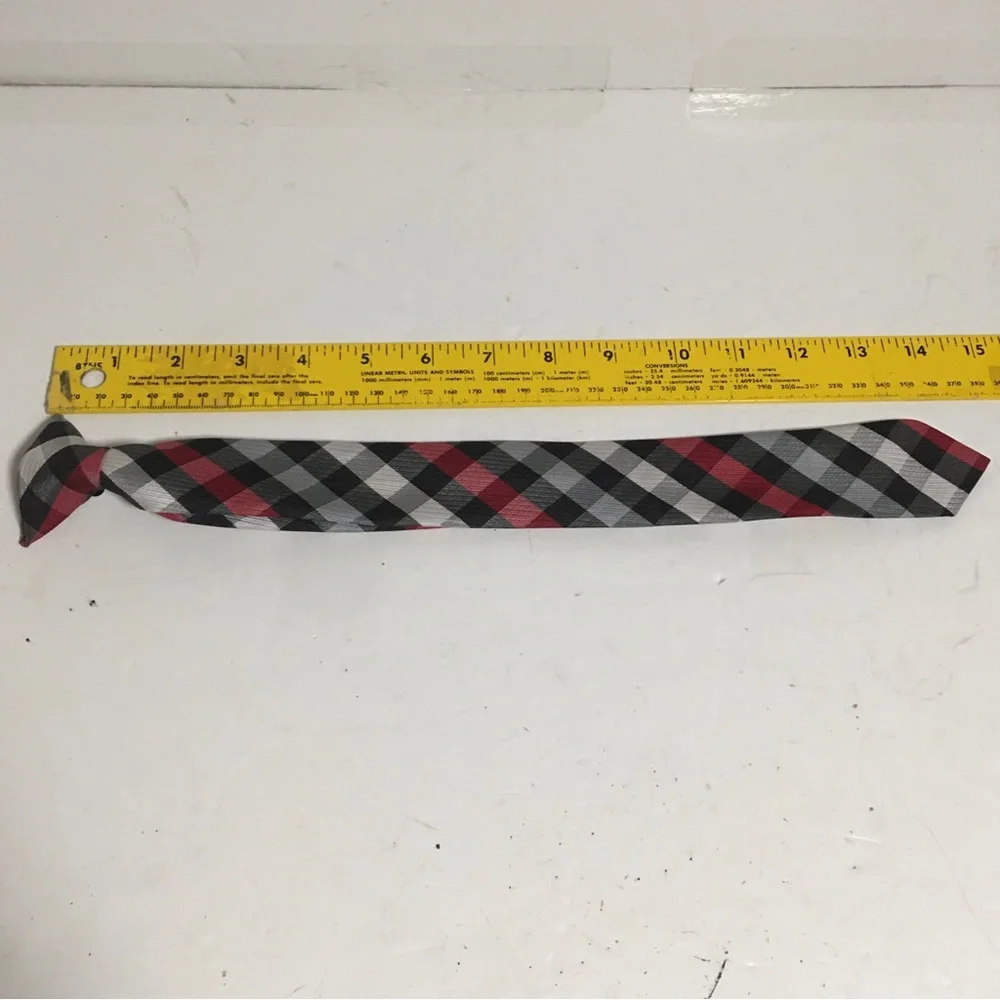 Plaid Clip on Tie Black Red White 15” Long EUC